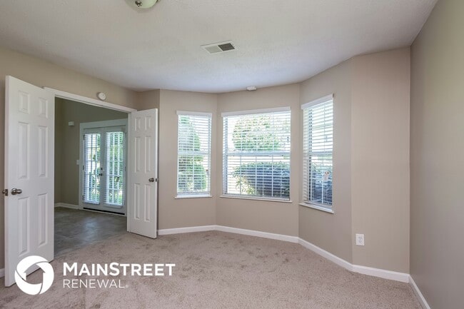 Photo - 6129 Pomerania Trail