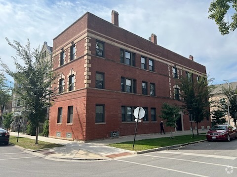 Building Photo - 3600 S Wood St Rental