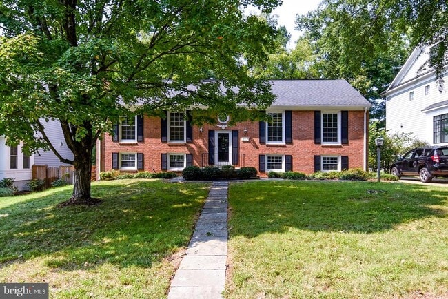 Photo - 7513 Sebago Rd