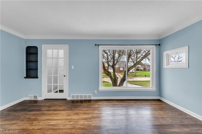 Photo - 4186 Lambert Rd