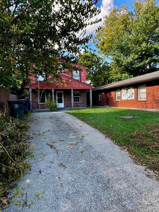 Photo - 555 N Limestone