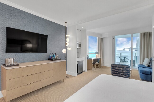 Photo - 4401 Collins Ave Unidad ID1234541P