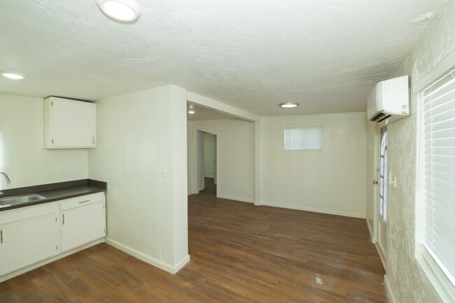 Photo - 1181 W 8th Pl