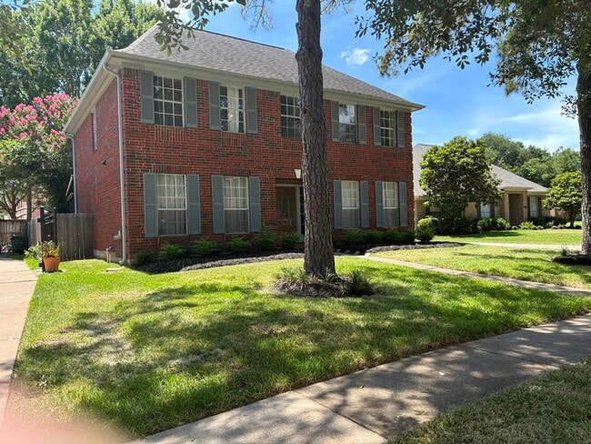 Photo - 4635 Meadow Green Dr