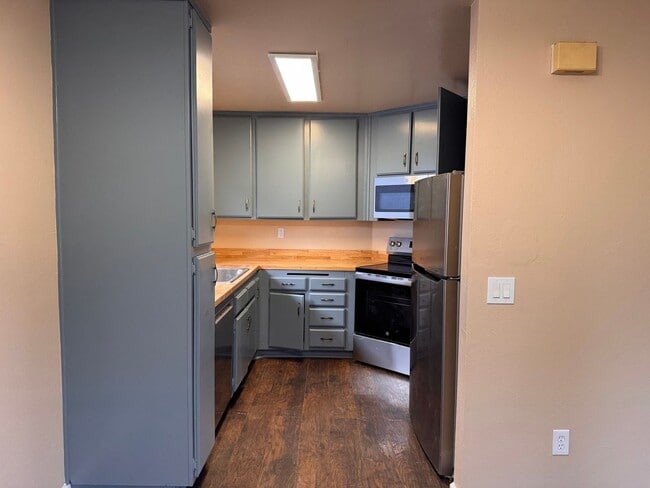 Photo - 259 Dartford St