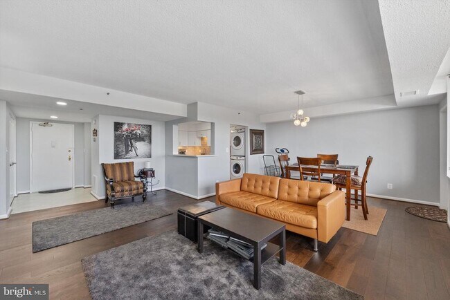 3713 S George Mason Dr Unit 1216W