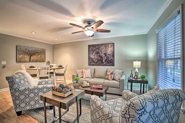 Photo - 510 E Gillespie St Unit B 9