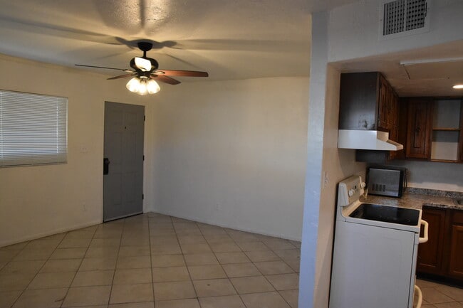 Photo - 1514 W Palmer Dr. Unit 2