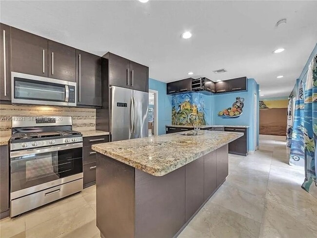 Photo - 851 N 11th Ave