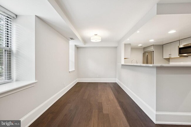 Building Photo - 2129 Florida Ave NW Unit L1