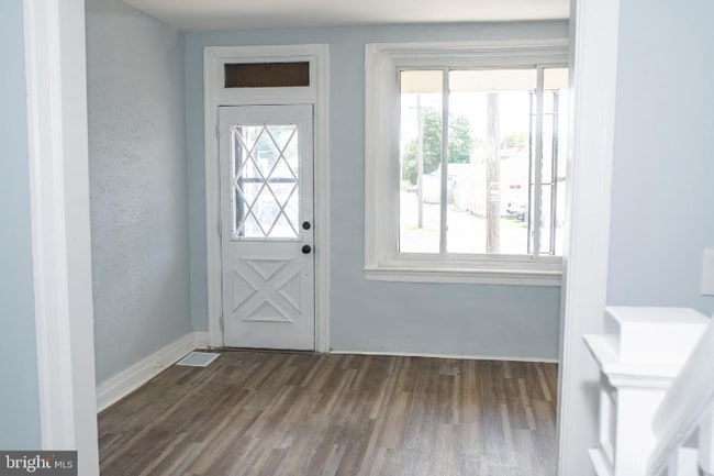 Photo - 429 Guilford St