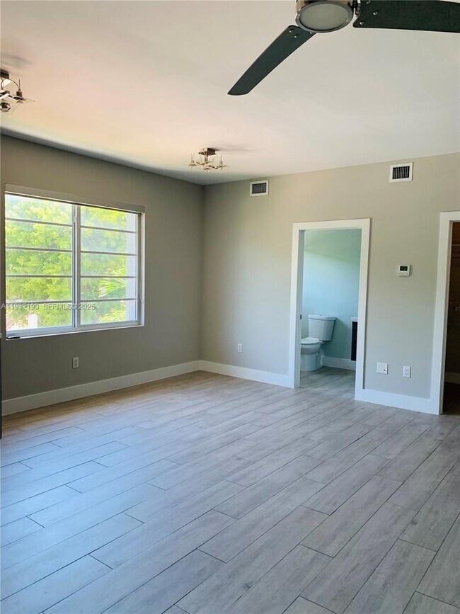 Photo - 1100 10th St Unit 15