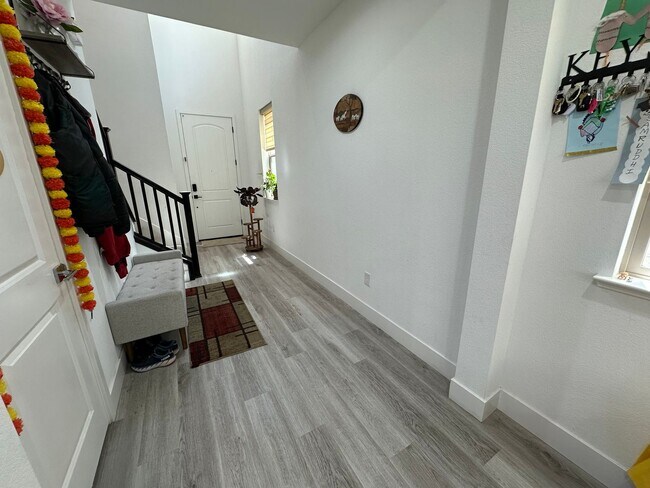 Photo - Beautiful 3 Bedroom, 2.5 Bath Mountain House Home.