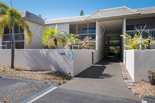 Photo - 3360 S Osprey Ave Unidad 205B