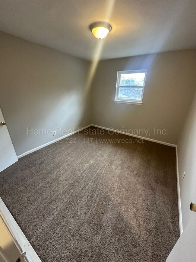 Photo - 151 Westdale Ave NW Unit F