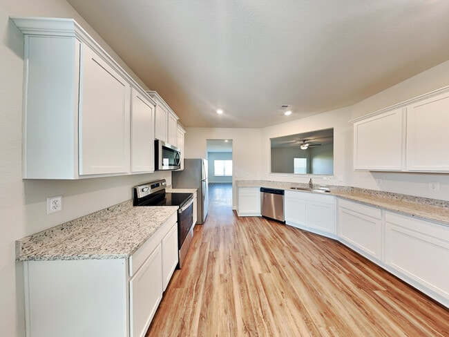 Photo - 1247 Fendt Dr