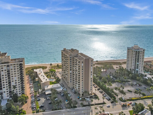 Building Photo - 2000 S Ocean Blvd Unit 4C
