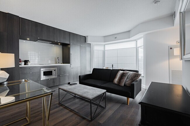 Photo - 155 Yorkville Ave Unité SI ID1045461P