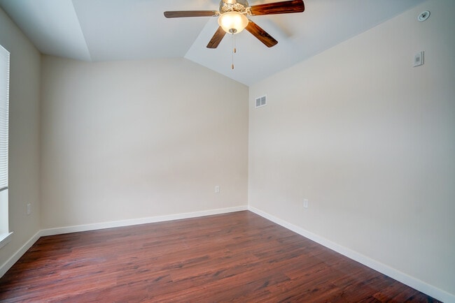 Photo - 4362 Eagle Ridge Ln