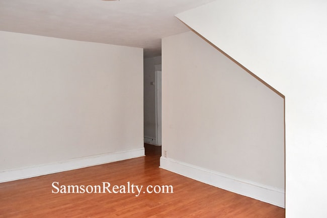 Photo - 142 Elton St Unit 3