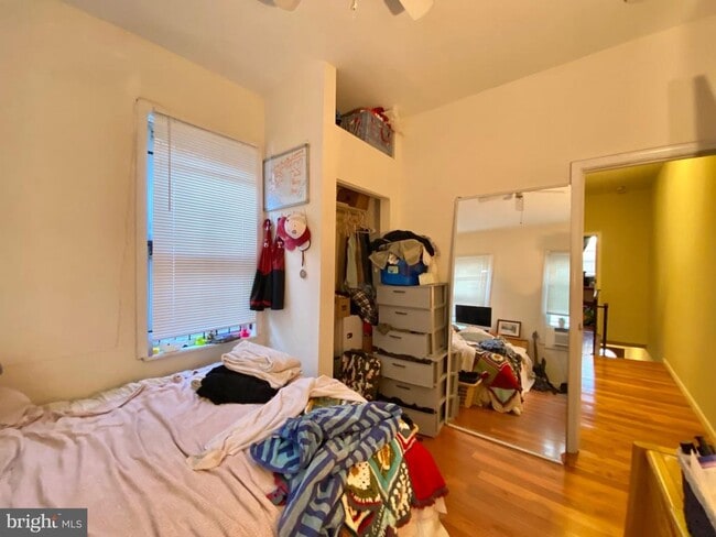 Photo - 1518 Page St