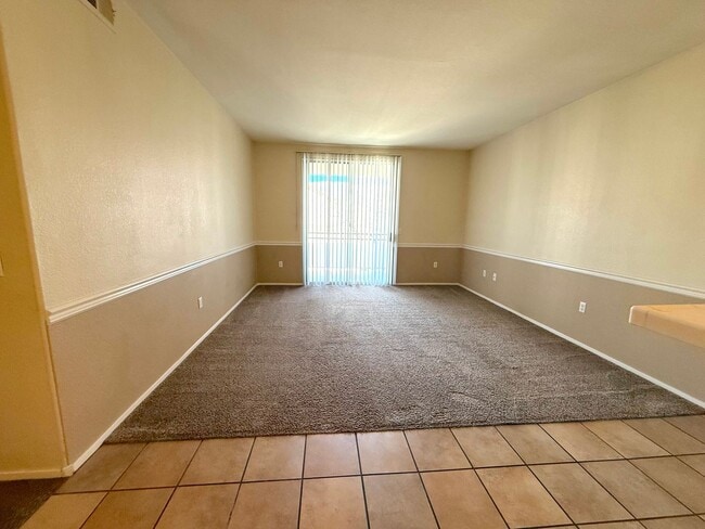 Photo - SPACIOUS 3BED/2BA CONDO ON THE 2ND FLOOR IN NORTH SUMMERLIN!