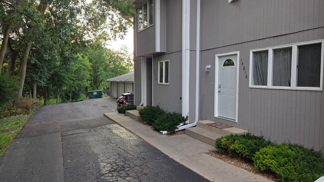 Photo - 14816 S Penn Rd Townhome