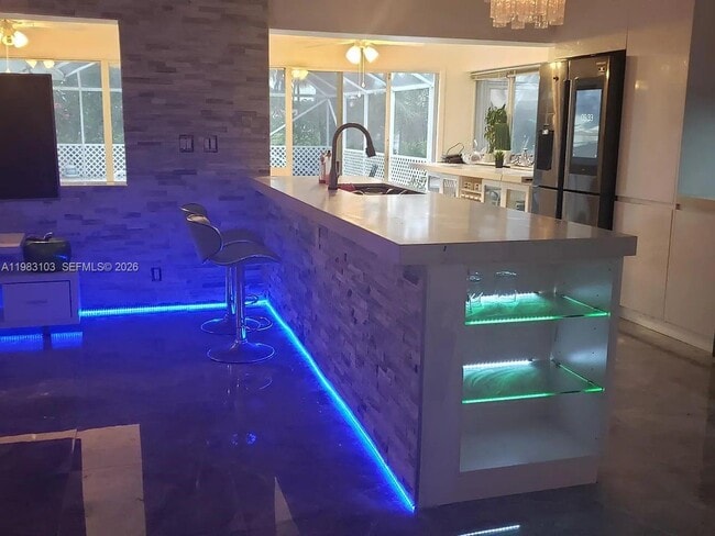 Photo - 412 NW 72nd St