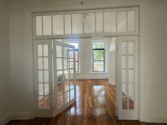 Photo - 33 Woodhull St Unidad 2 Rental