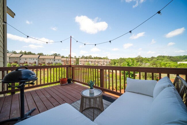 Photo - 1595 Ridgebrook Downs