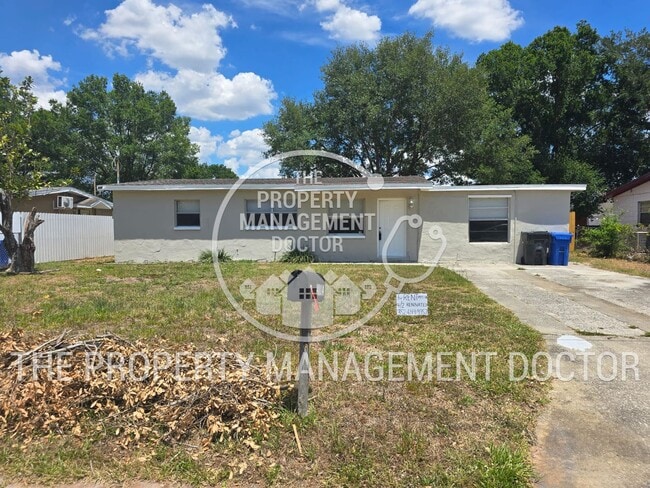 Photo - Spacious 4BR Tampa Home | Huge Fenced Backyard & Fresh Updates Throughout