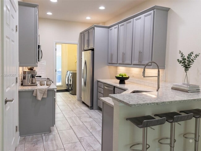 Photo - 4022 Long Leaf Ln