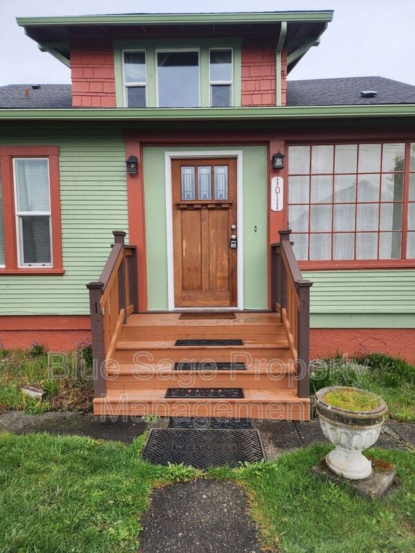 Photo - 1011 W 11th St