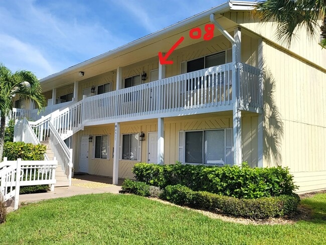 Building Photo - 4611 Bayshore Dr Unit O8