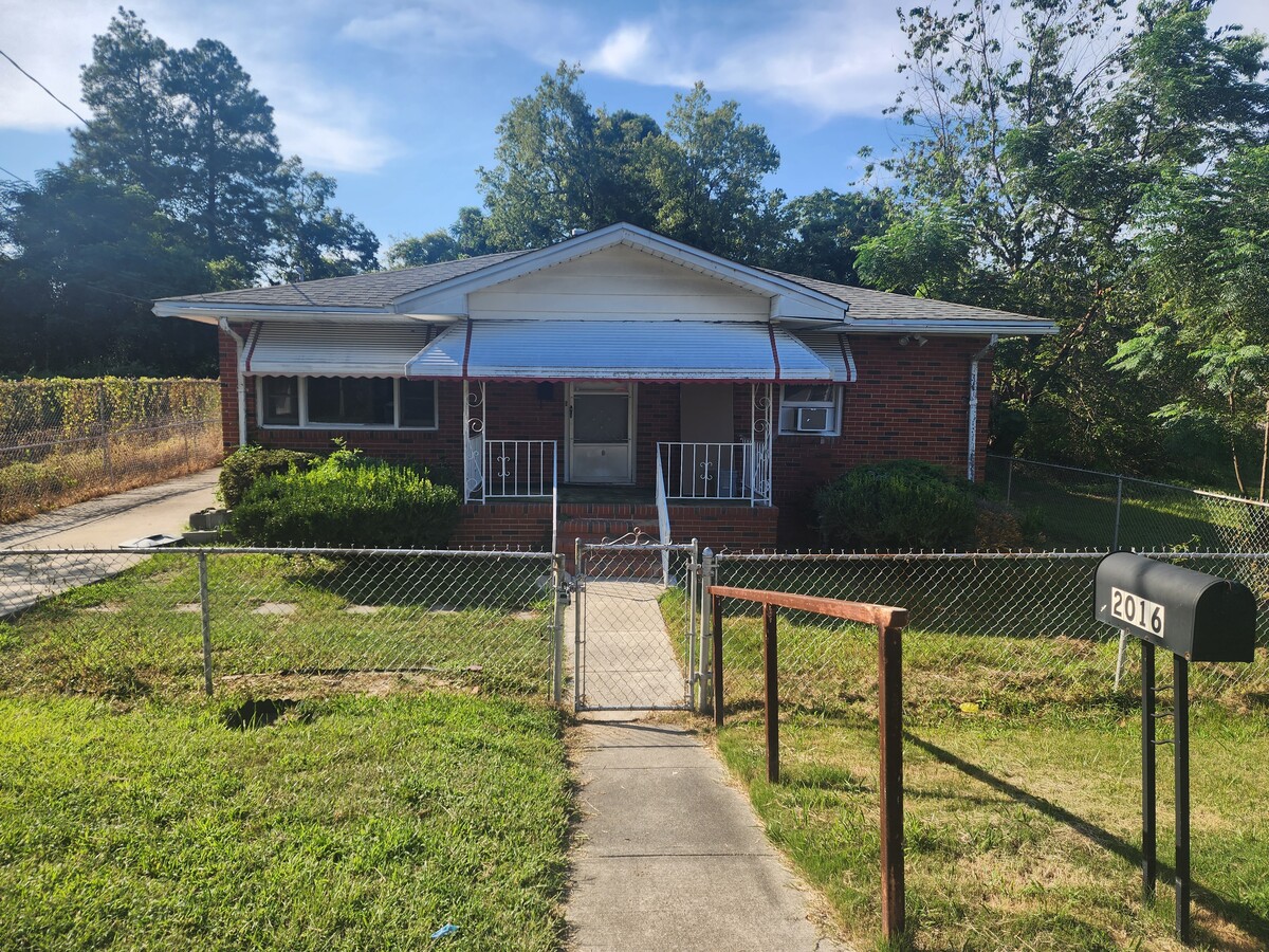 Photo - 2016 Boykin Pl House