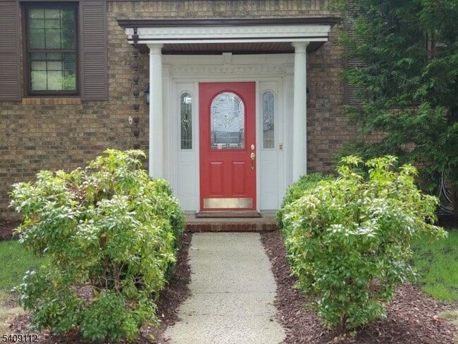 Photo - 54 S Spruce St