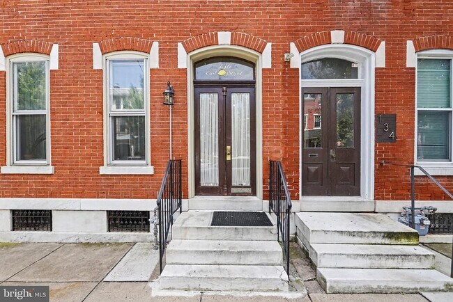 Photo - 136 E Lemon St