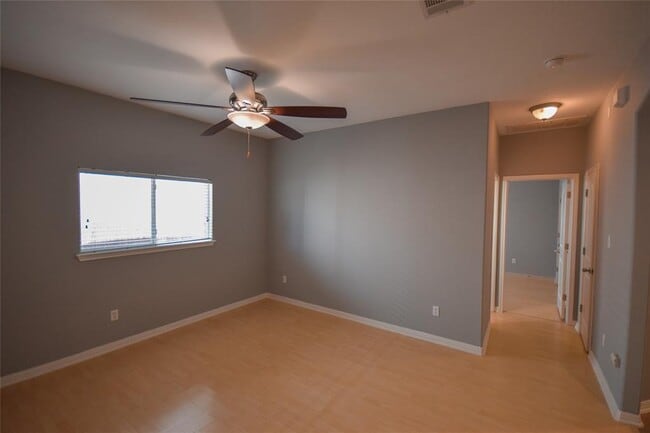 Photo - 2993 Freemont St