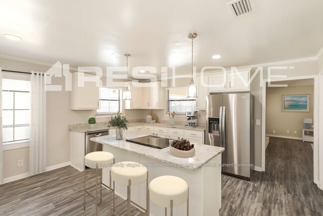 Photo - 1258 Palm Dr