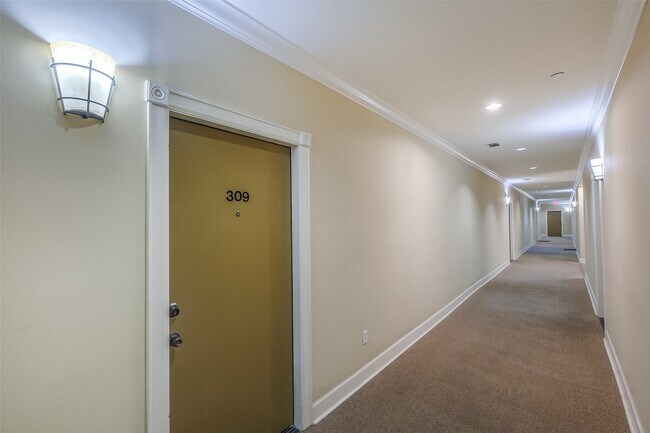 Photo - 2203 Dorrington St Unit 309