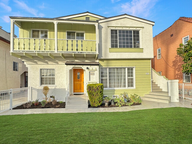 Building Photo - 4523 Saturn St Unit 4523 Saturn Street