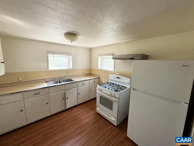 Photo - 1101 Grove St