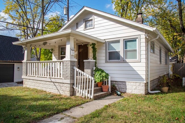 Photo - 2422 E 13th Street House