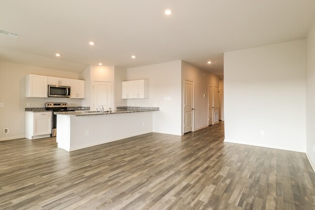 Photo - 136 Rustic Trce