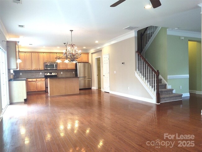 Photo - 13318 Pontchatrain Ave