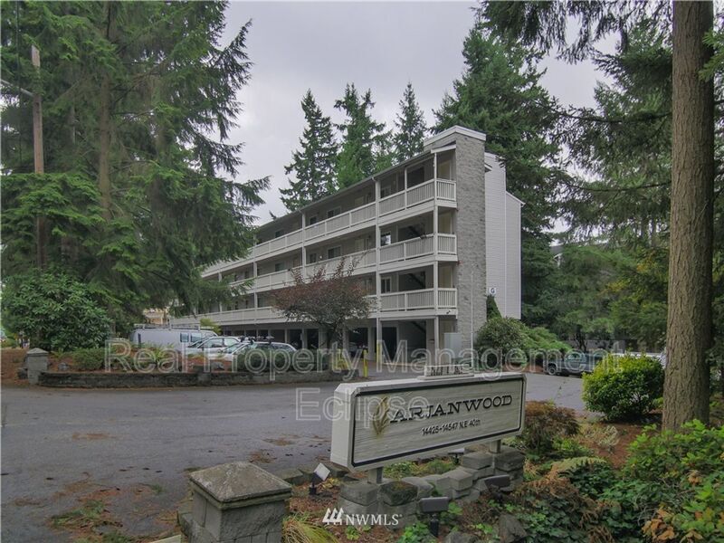 Photo - 14517 NE 40th St. F201