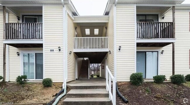 Building Photo - 509 Mystic Dr Unit H Rental