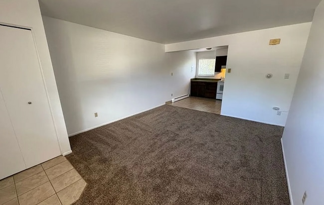 Photo - 321 Bonnie Ct Unit 2