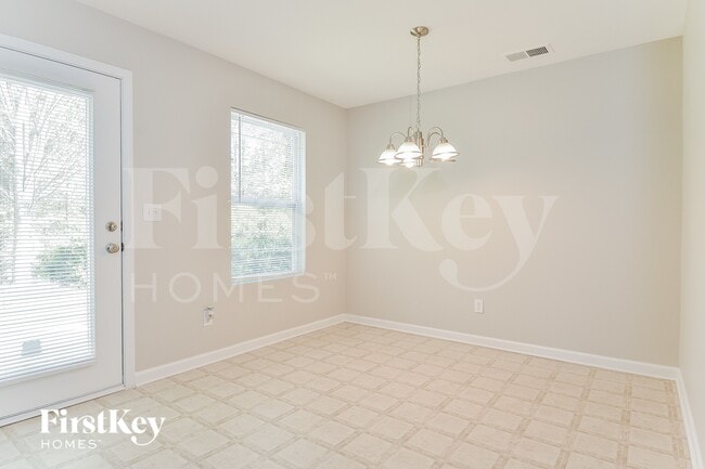 Photo - 3902 Edgewood Terrace Rd
