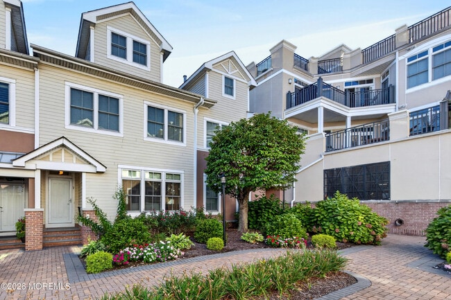 7 Grove Ct